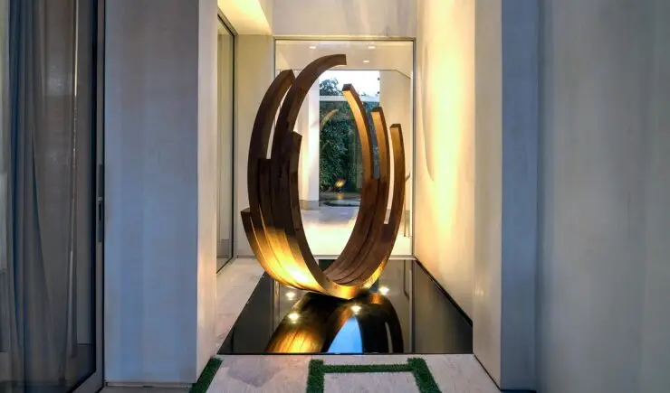 H2O Sculpture